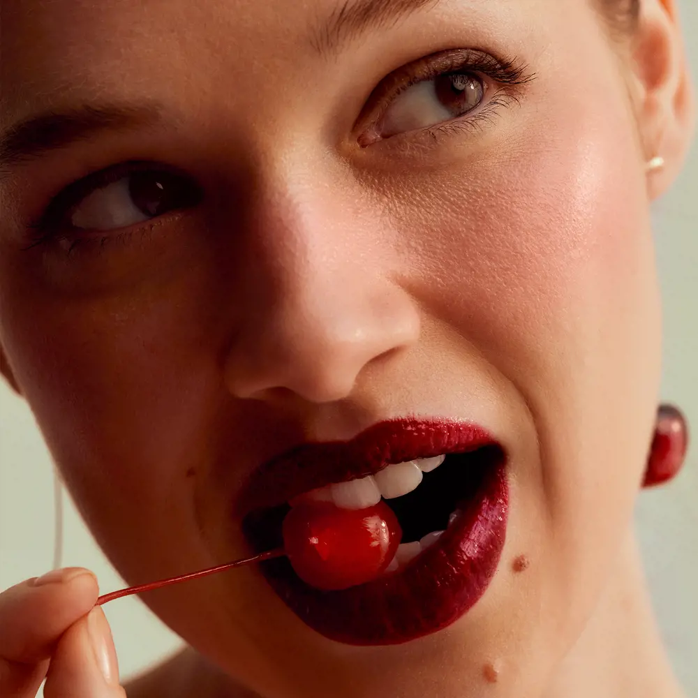 ادوپرفیوم زنانه لاوپوشن چری آن تاپ